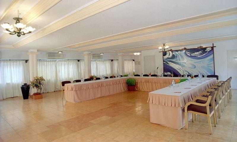 Dona Alcina Resorts Candolim Dış mekan fotoğraf